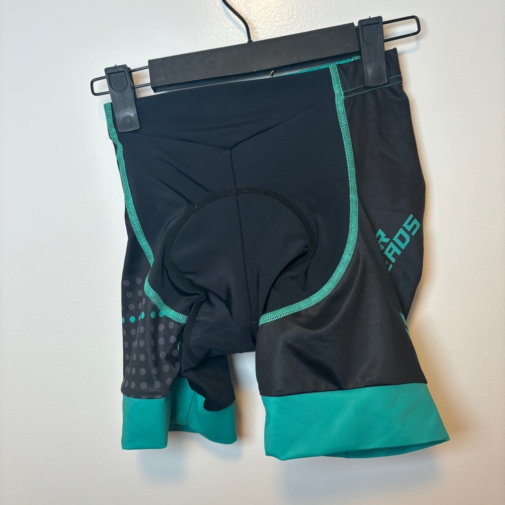 Hyper Threads biking shorts with pad black and turquoise women's size XXS. NWT